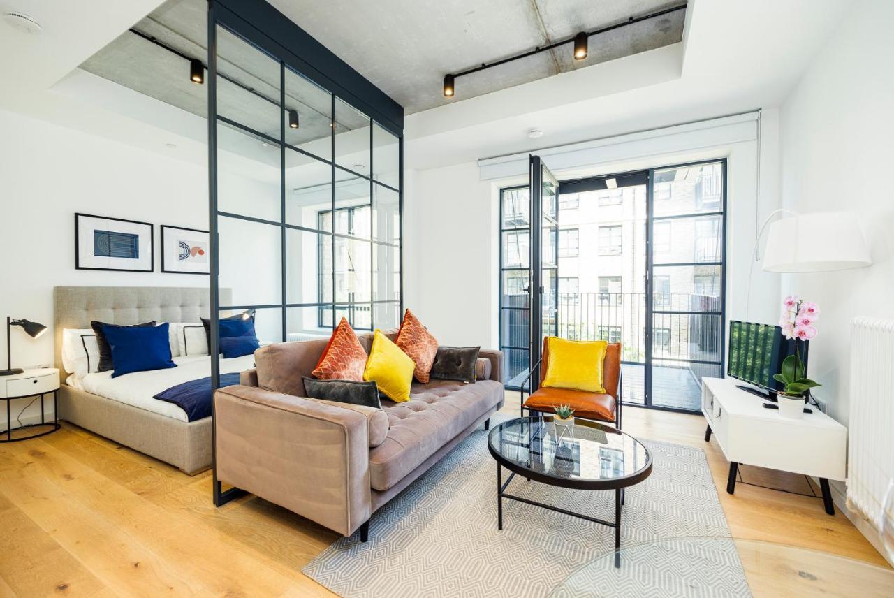 Luxury Apartment-Business-Relocation-Canary Wharf Лондон Екстериор снимка